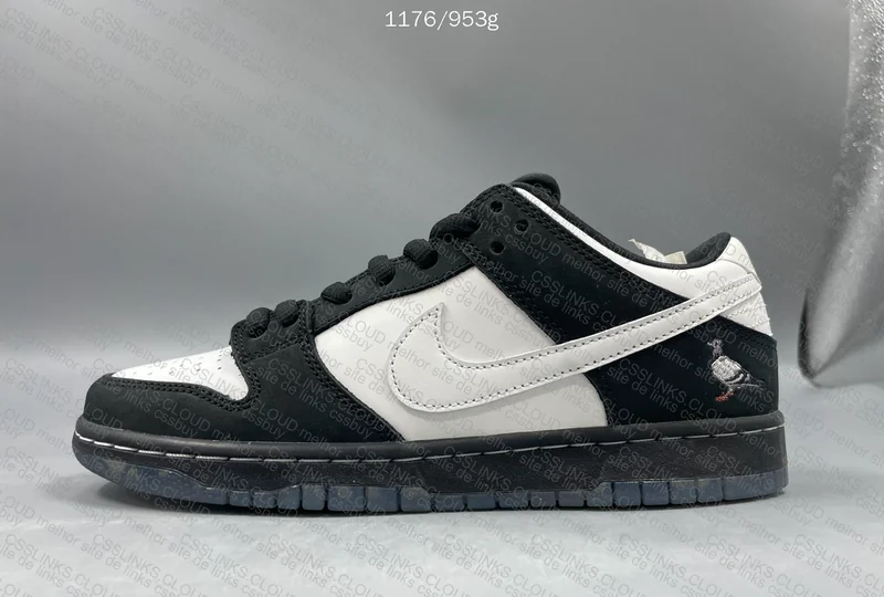 Dunk Low Staple Panda Pigeon 4