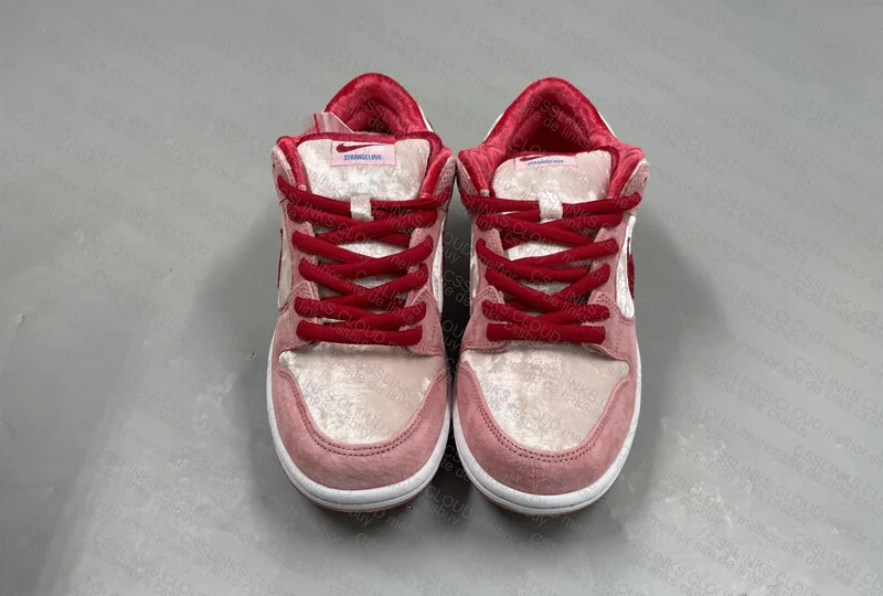Dunk Low Strangelove B7 3