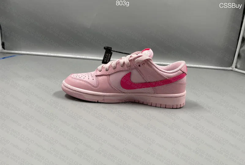 Dunk low triple pink