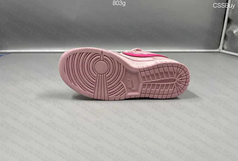 Dunk low triple pink 3