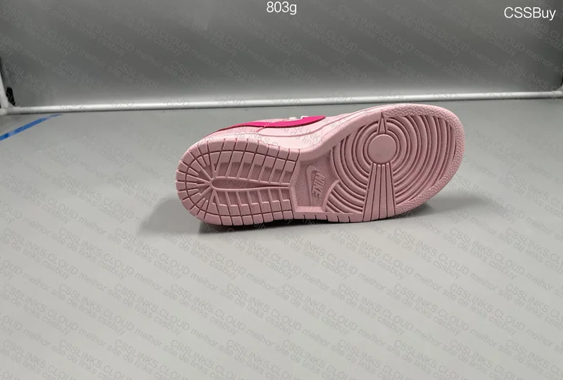 Dunk low triple pink 6