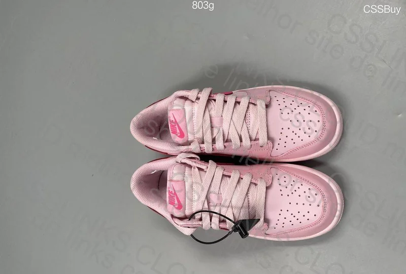 Dunk low triple pink 7