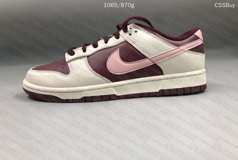 Dunk Low Valentine's day 4