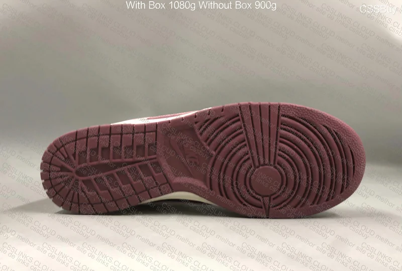 DUNK LOW VALENTINE’S DAY 6