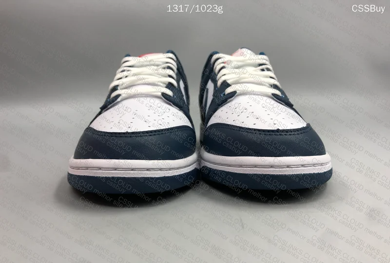 Dunk Low Valerian Blue