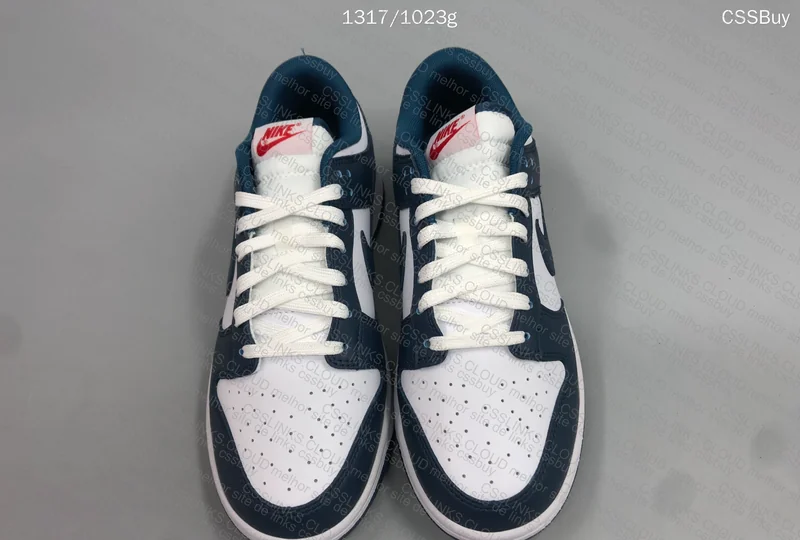 Dunk Low Valerian Blue 2