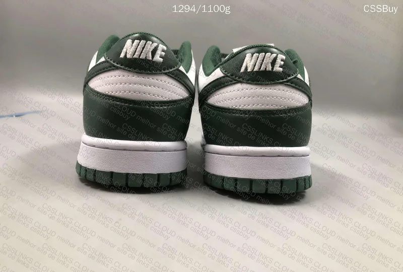 Dunk Low Varsity Green 2