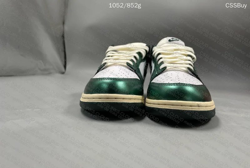 DUNK LOW VINTAGE GREEN 3