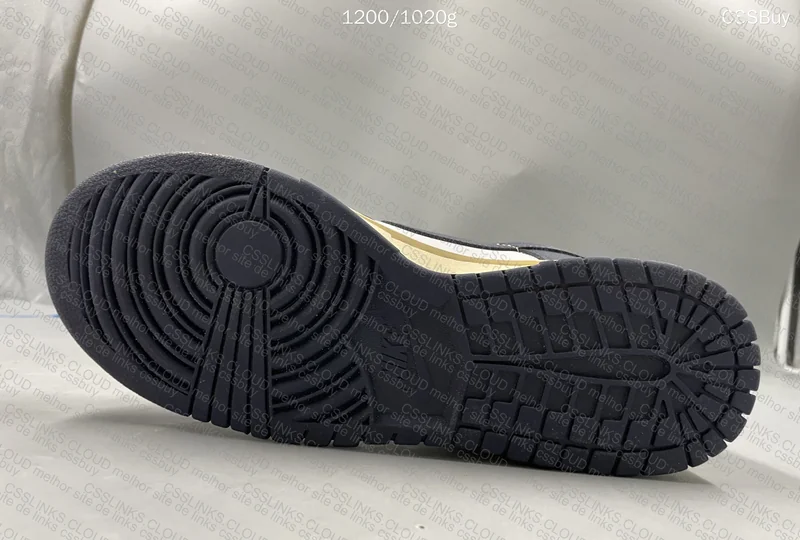 Dunk Low Vintage Navy 4