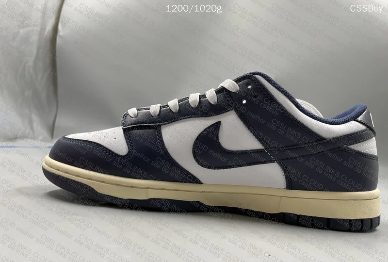Dunk Low Vintage Navy 5