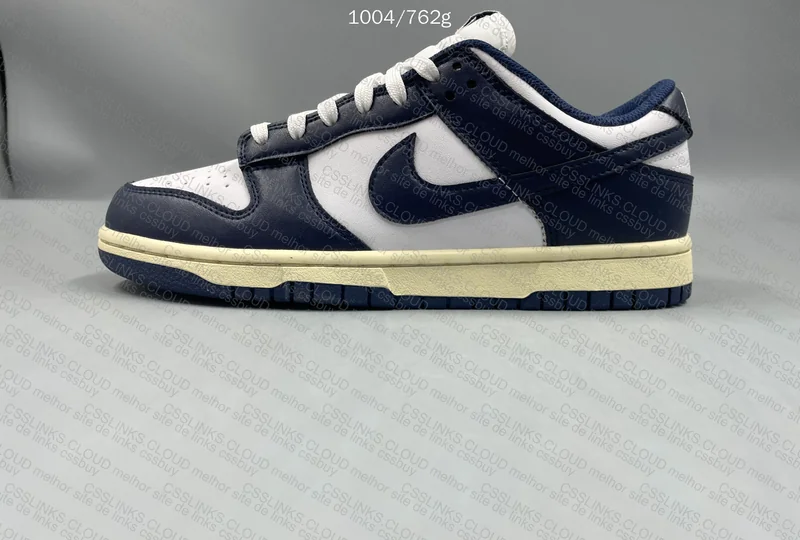 Dunk Low vintage navy