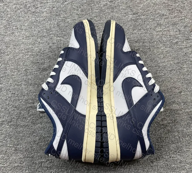 dunk low vintage navy 3