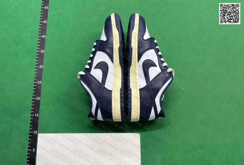 Dunk Low Vintage Navy (VT) 4