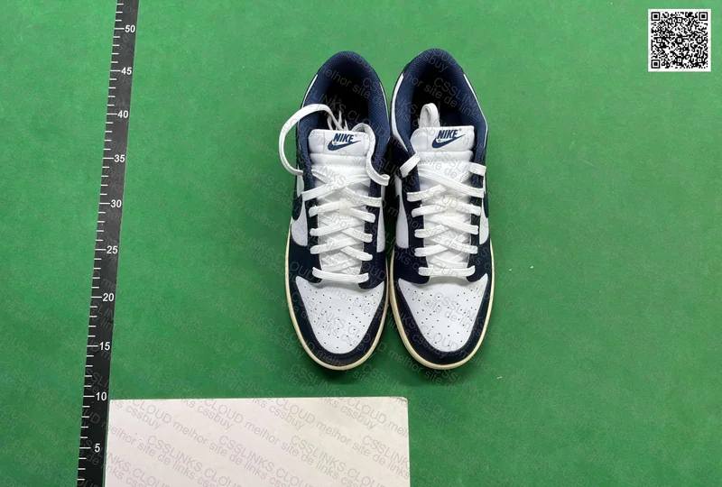 Dunk Low Vintage Navy (VT) 6