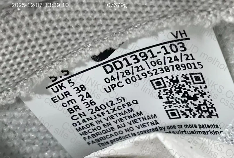 dunk low vt 4
