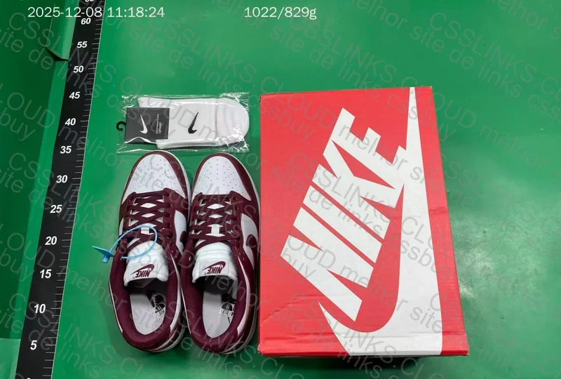 dunk low vt