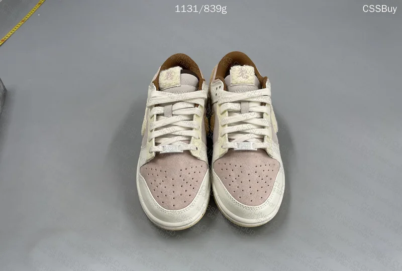 Dunk Low VT Year of the Rabbit 3