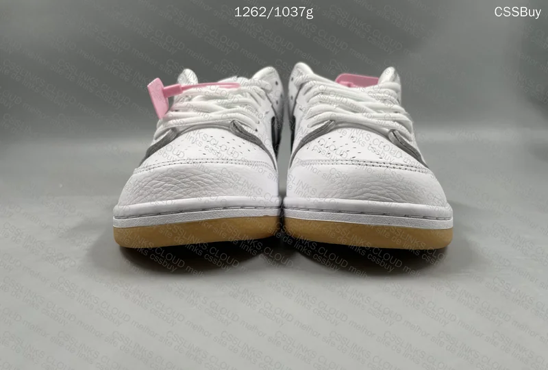 Dunk Low White Gum 2