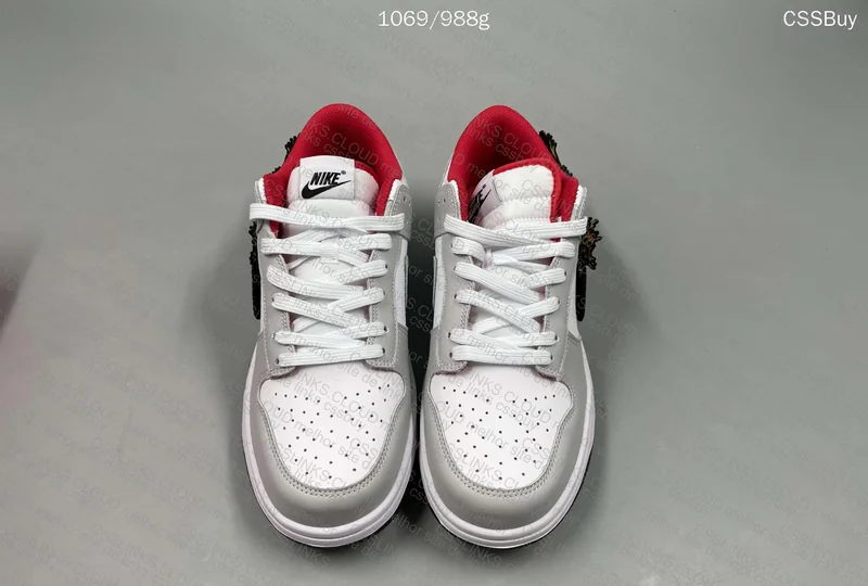 Dunk Low Year of The Dragon