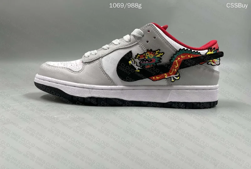Dunk Low Year of The Dragon 4