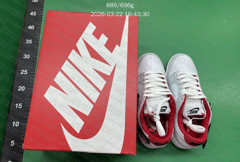 DUNK LOW YEAR OF THE DRAGON >CAIXA CEGA<