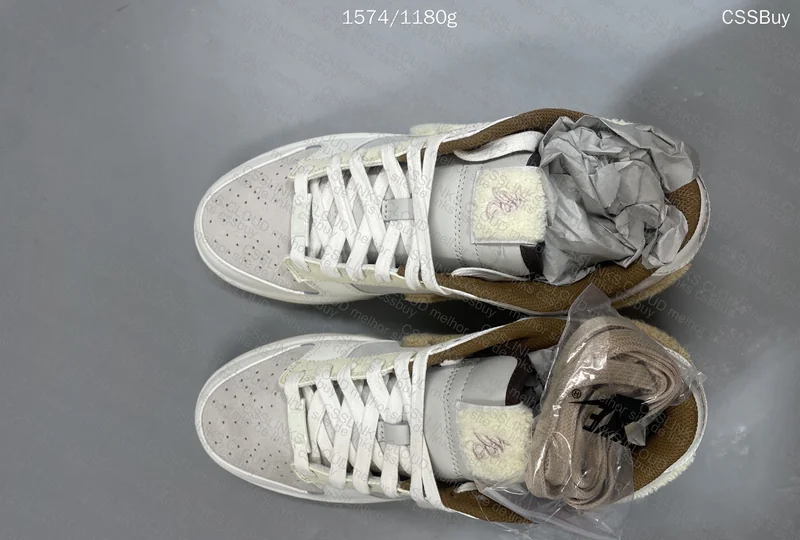 Dunk low year of the rabbit