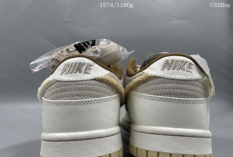 Dunk low year of the rabbit 2