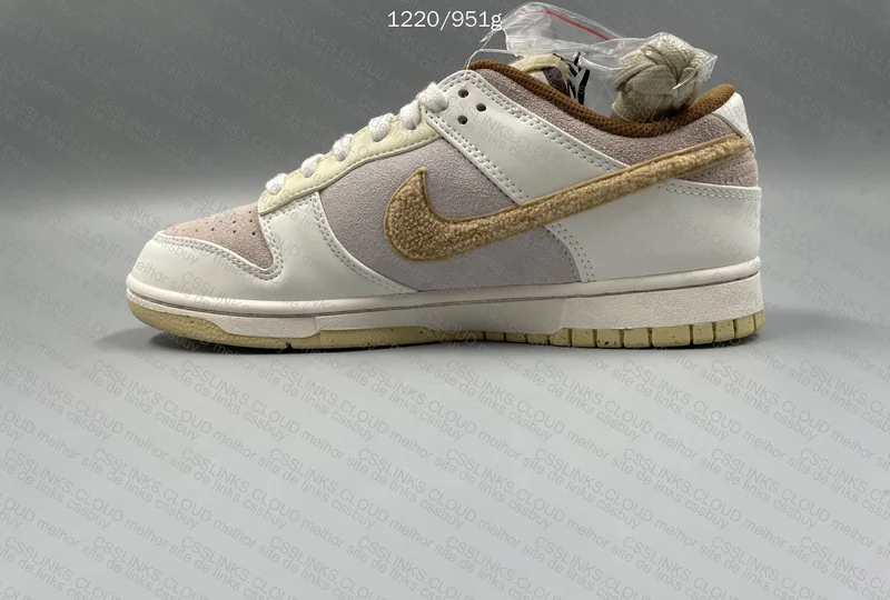 Dunk low Year of the Rabbit Fossil Stone 5