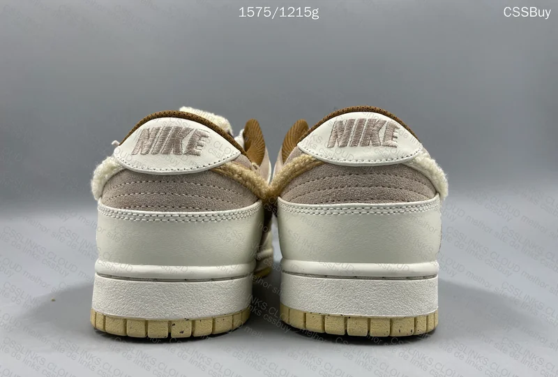 Dunk Low Year of the Rabbit GL? 5