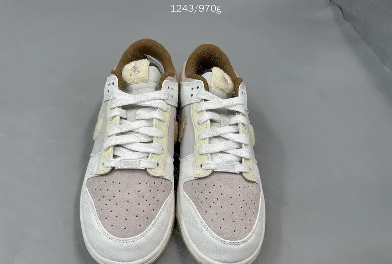 Dunk Low Year Of The Rabbit VT