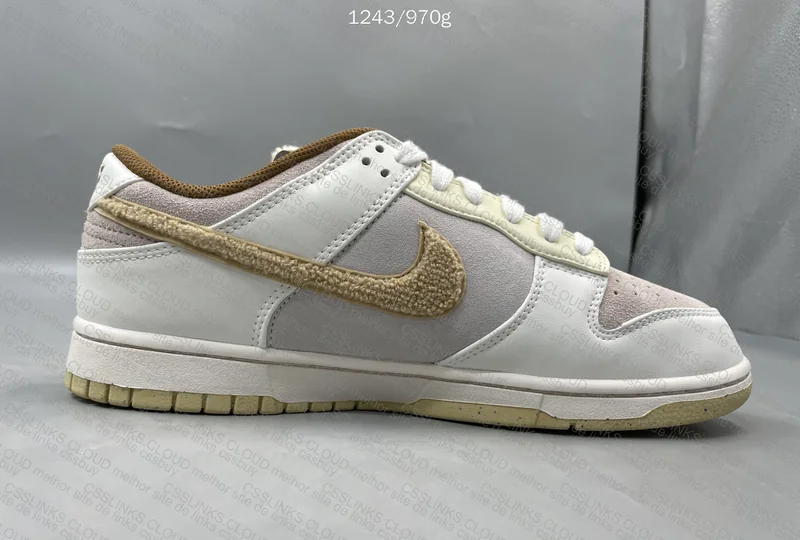 Dunk Low Year Of The Rabbit VT 4
