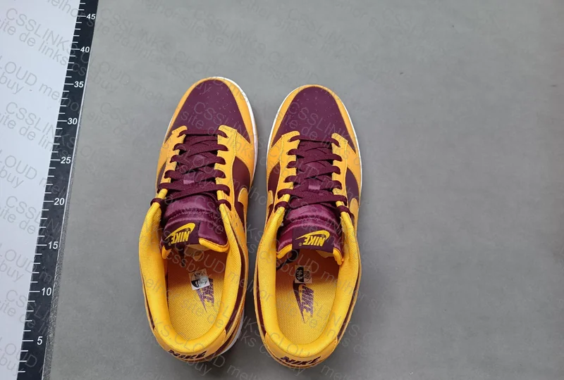 Dunk Low - Yellow wine red Arizona 3