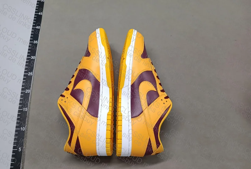 Dunk Low - Yellow wine red Arizona 4