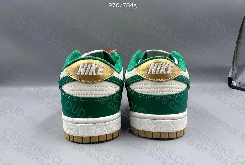 Dunk Malachite University Gold