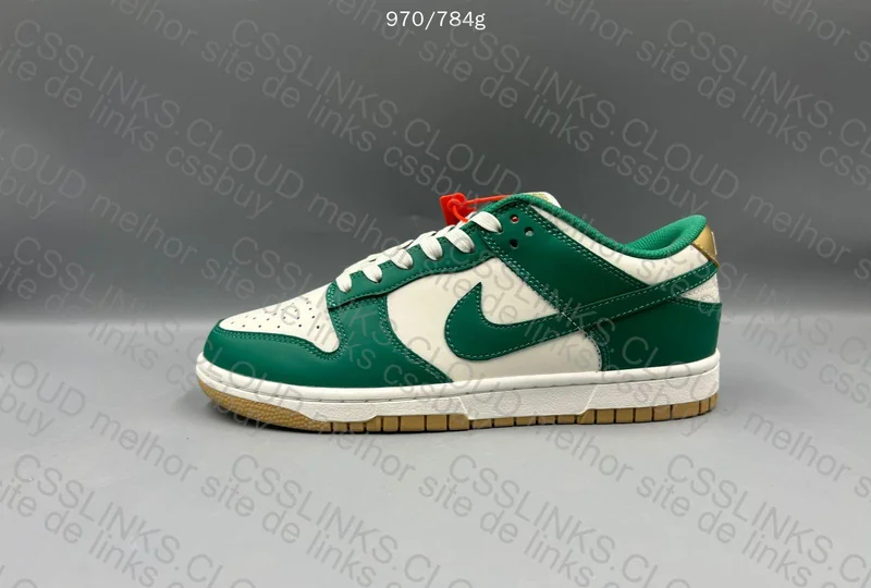 Dunk Malachite University Gold 3