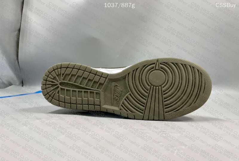Dunk Medium Low Olive 6