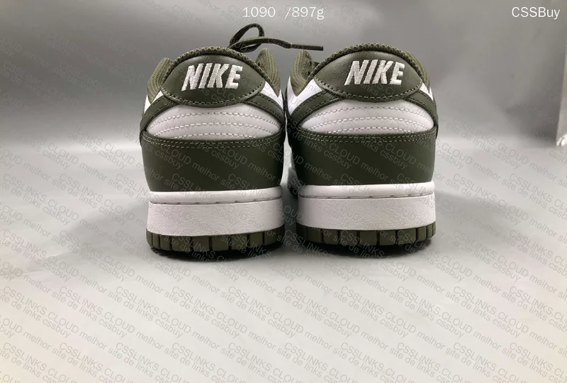 Dunk Medium Olive 6