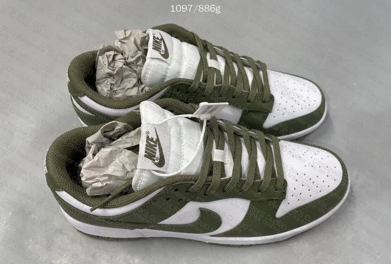 Dunk Medium Olive - SALE