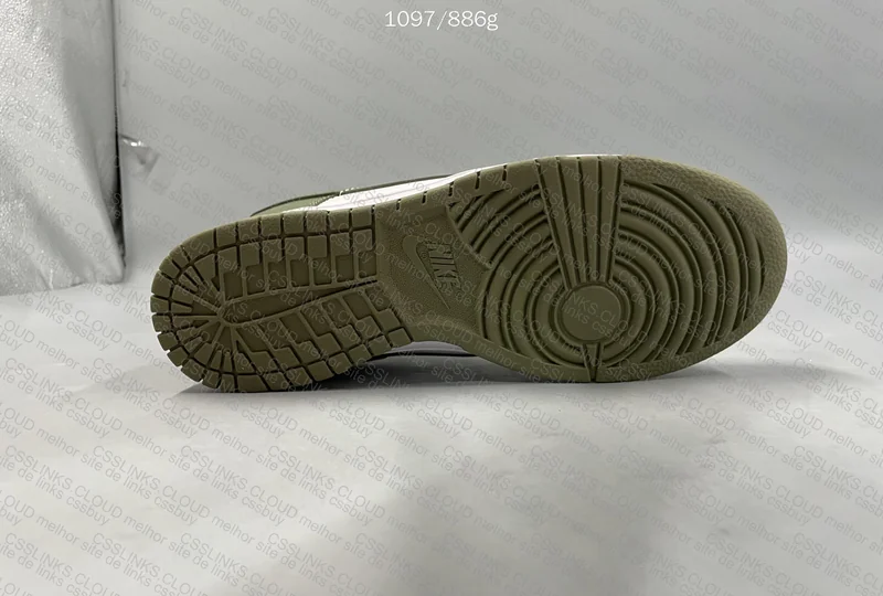 Dunk Medium Olive - SALE 5