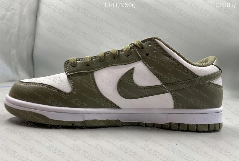 dunk medium oliver 4