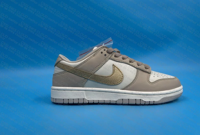 Dunk Metallic Gold 4