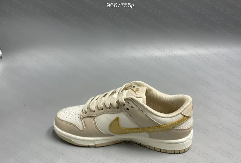 Dunk Metallic Gold 5