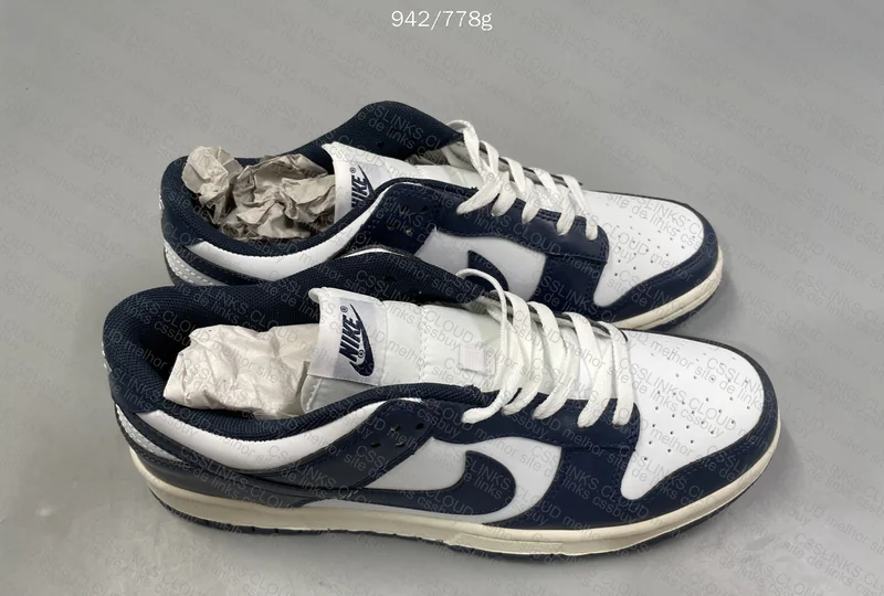 Dunk Midnight Blue from Sir