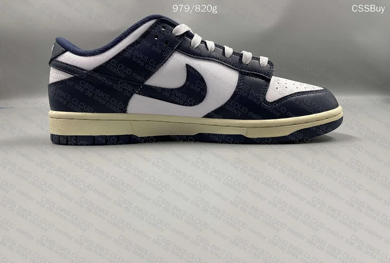 Dunk Midnight Navy 4