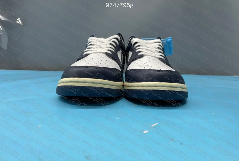 DUNK MIDNIGHT NAVY 2