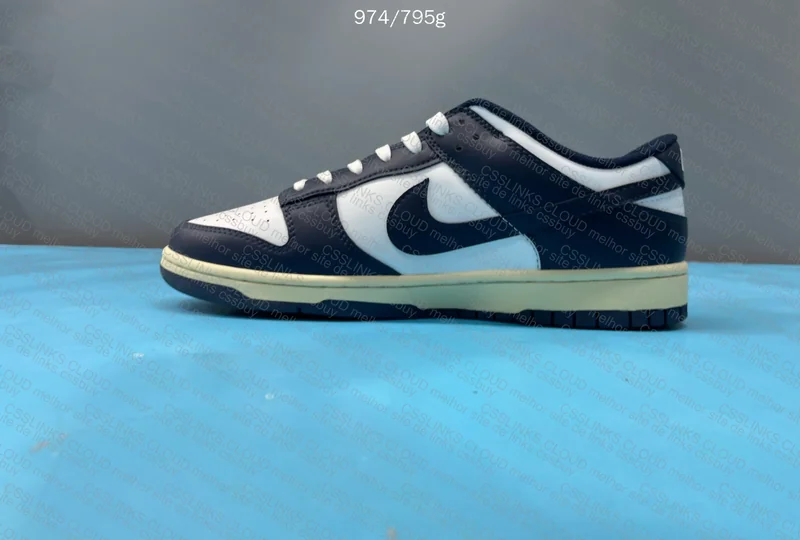 DUNK MIDNIGHT NAVY 3