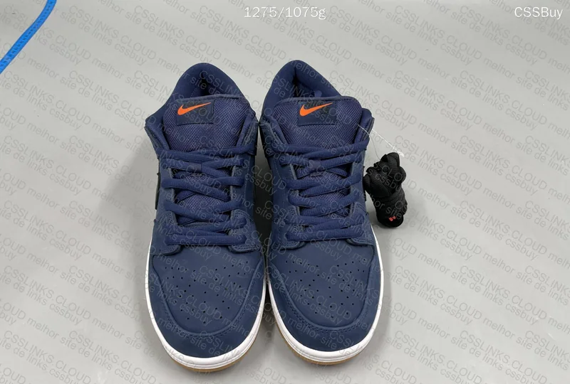 dunk navy black gum 3