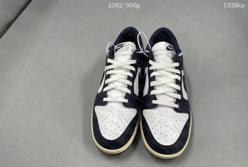 Dunk Navy Blue (Too Yellow?)