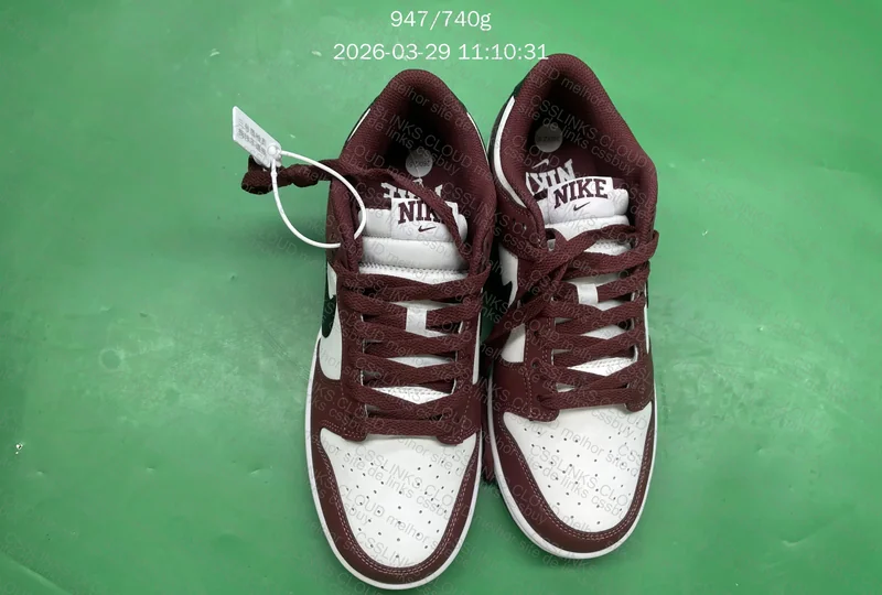 Dunk New VT 4