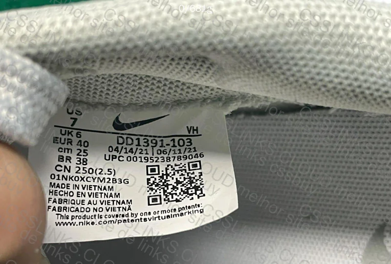 Dunk New VT - Grey Fog Size: 38 BR 40 EUR Weight: 681g - W/O Box Price: 169Y 8